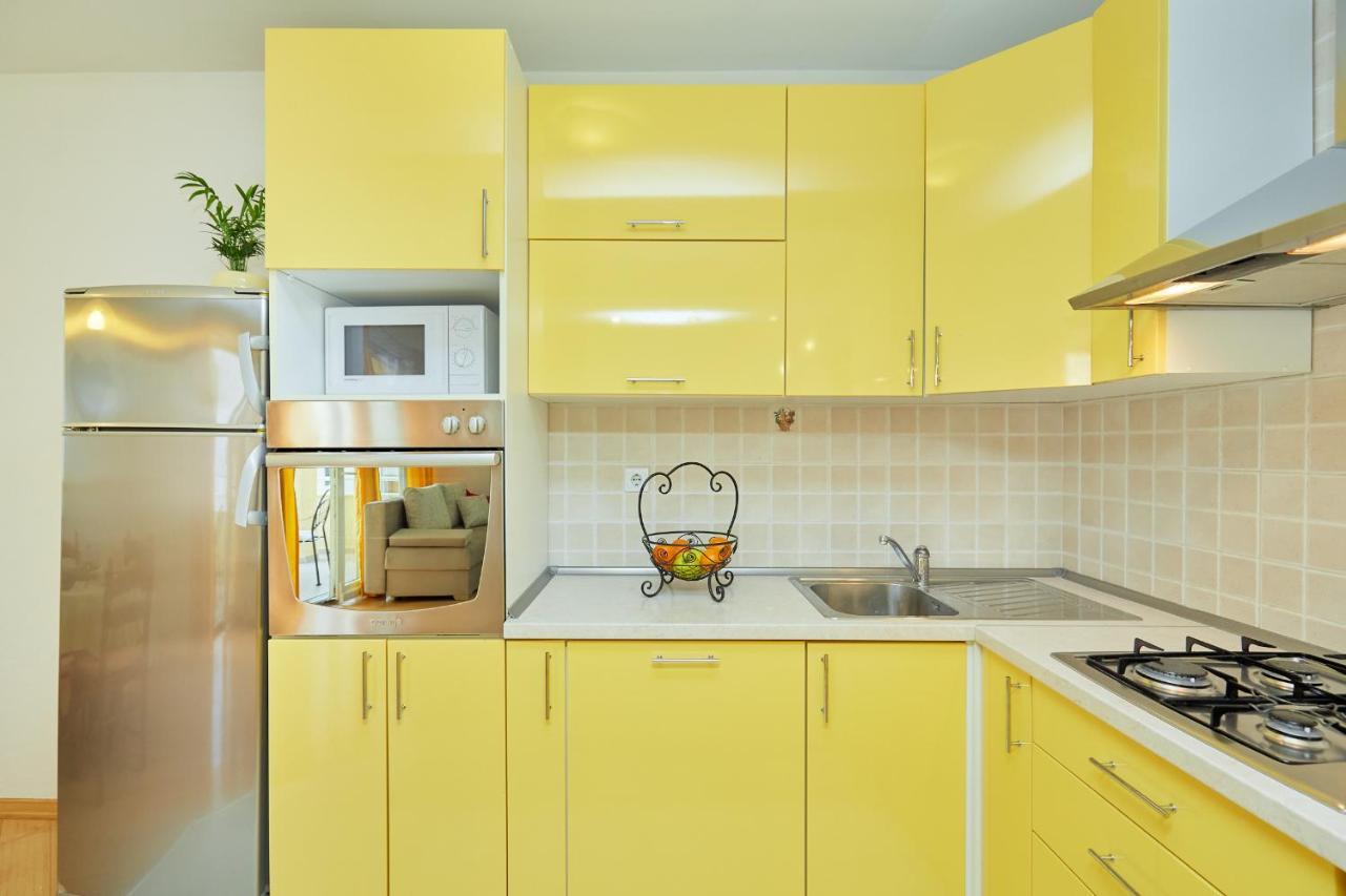 Apartments Zelic Tučepi Habitación foto